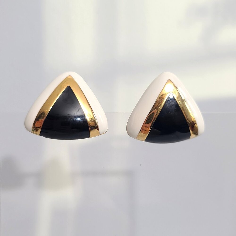 Ciner black white gold triangle enamel clip earrings geometric design statement
